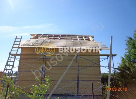 Дом по индивидуальному проекту из обрезного бруса 150х150 мм