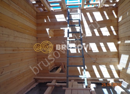 Дом по индивидуальному проекту из обрезного бруса 150х150 мм