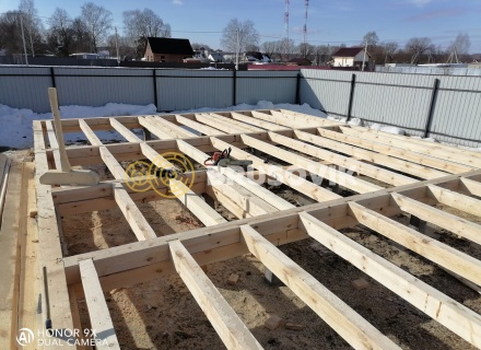 Полутораэтажный дом 7х10 м. с террасой из профилированного бруса 145х145 мм. по индивидуальному проекту в д. Максимиха, Домодедовский район, Московская область