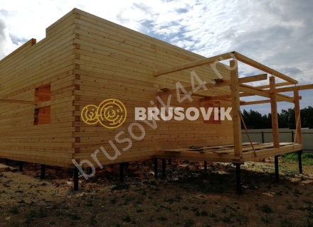 Дом из профилированного бруса 145х145 мм по индивидуальному проекту