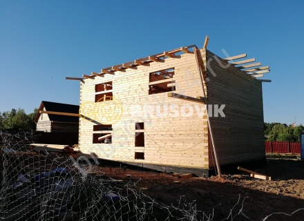 Дом по индивидуальному проекту из профилированного бруса 145х195 мм