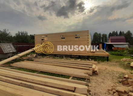 Дом 8х9,5 м с открытой террасой из профилированного бруса 145х145 мм по индивидуальному проекту в коттеджном поселке Манилово, Тарусский район, Калужская область