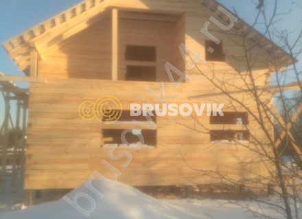 Дом 9,4х9,5 м по проекту № 1 из обрезного бруса 150х150 мм