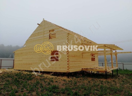 Дом из профилированного бруса 145х145 мм по индивидуальному проекту