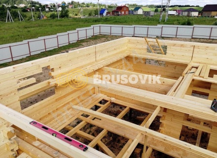 Дом из профилированного бруса 145х145 мм по индивидуальному проекту