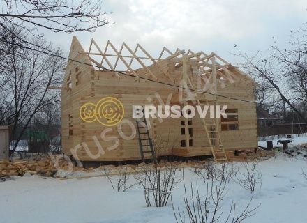 Зимнее строительство дома из бруса