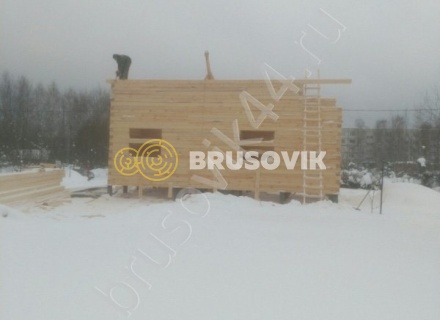 Дом 9,4х9,5 м по проекту № 1 из обрезного бруса 150х150 мм