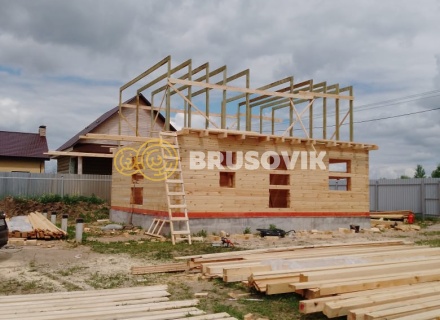 Дом 7,5х8,5 м с открытой террасой 3х7,5 м из сухого профилированного бруса 145х195 мм по индивидуальному проекту в деревне Андрейково, Калининский район, Тверская область