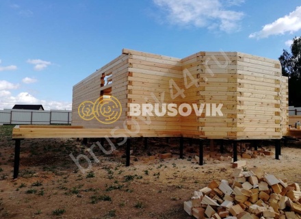 Дом из профилированного бруса 145х145 мм по индивидуальному проекту