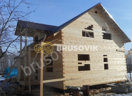 Зимнее строительство дома из бруса