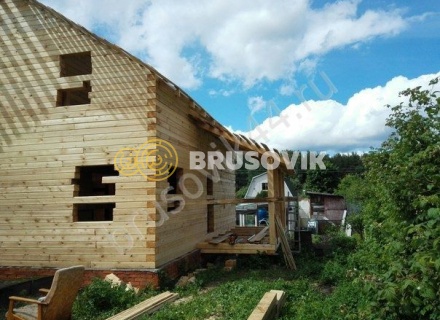 Дом 9,4х9,5 из профилированного бруса 145х195 мм