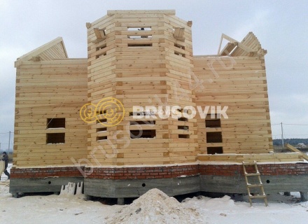 Дом 12х12 м из профилированного бруса 145х145 мм в Ленинградской области