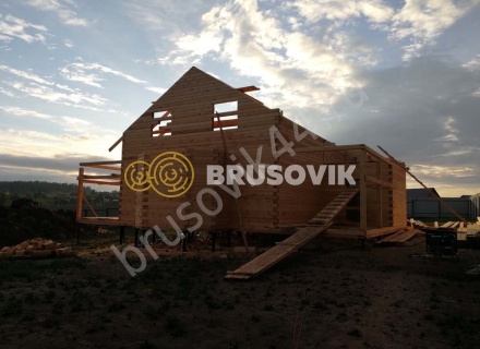 Дом из профилированного бруса 145х145 мм по индивидуальному проекту