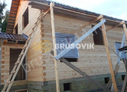 Деревянный брусовой дом