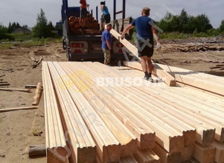 Дом из профилированного бруса 145х145 мм по индивидуальному проекту