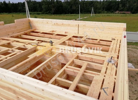 Дом из профилированного бруса 145х145 мм по индивидуальному проекту