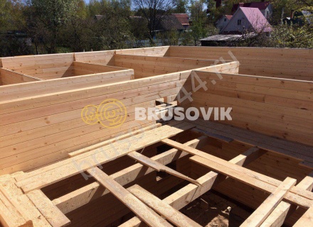 Возведение дома из бруса