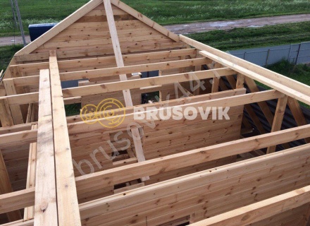 Деревянный дом из бруса с мансардой