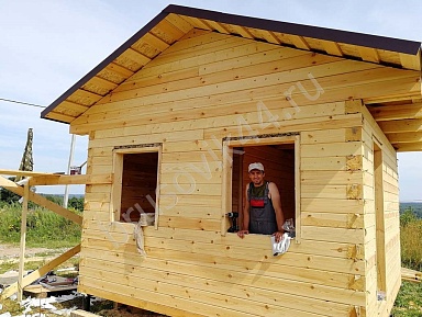 Баня из профилированного бруса 145х145 мм - фото процесса строительства