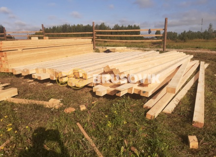 Одноэтажный дом 9х9м с шатровой крышей из профилированного бруса 145х145мм по индивидуальному проекту в д. Иванцево, Ивановский р-н