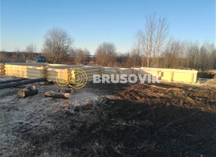 Баня 6х9 м в полтора этажа из строганного бревна ручной рубки в д. Никитское, городской округ Истра, Московская область