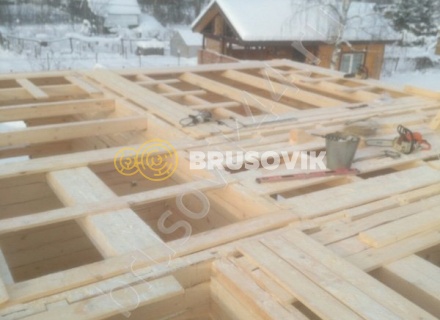 Дом 9,4х9,5 м по проекту № 1 из обрезного бруса 150х150 мм