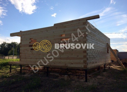 Деревянный дом из бруса с мансардой