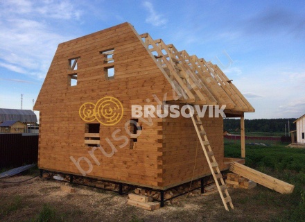 Деревянный дом из бруса с мансардой