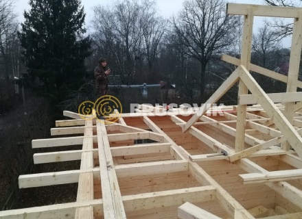 Двухэтажный дом 9х10 м из профилированного бруса 145х195 мм в СНТ Шараповские сады, городской округ Серпухов, Московская область